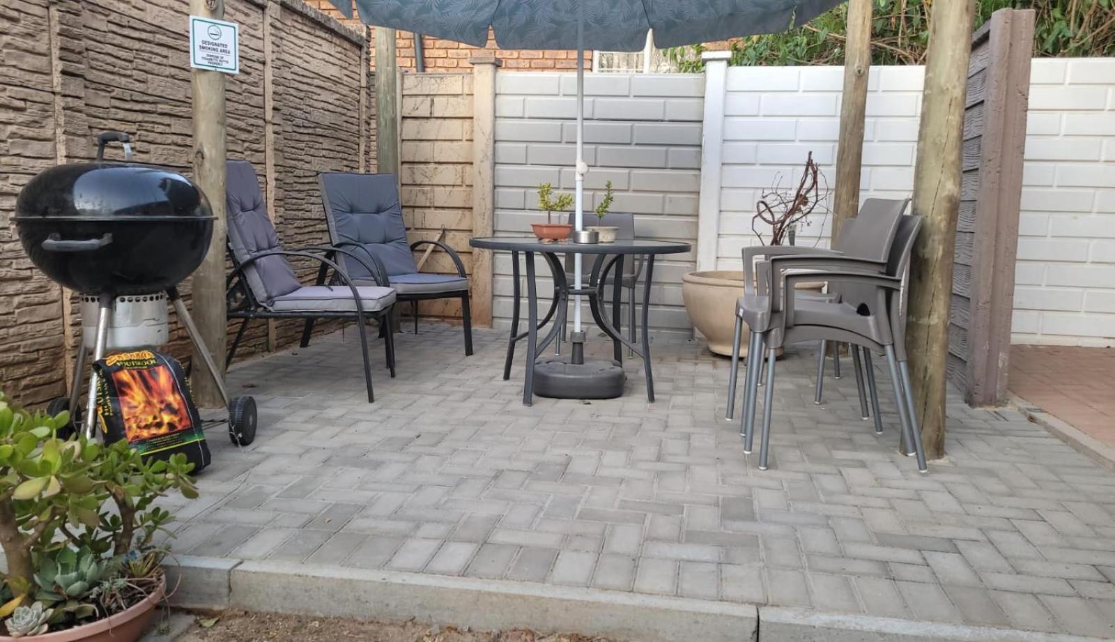 Douwe Cottages Pretoria-Noord Exteriör bild